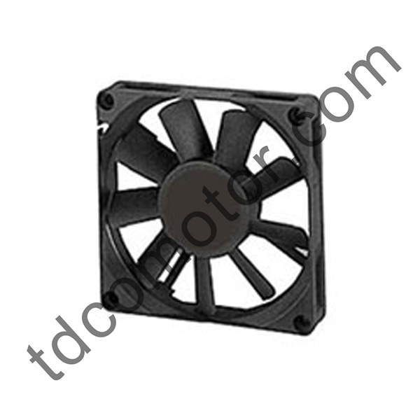 DC ašinis ventiliatorius 80x80x15 YZ-8015D rankovių guolio rutulinis guolis