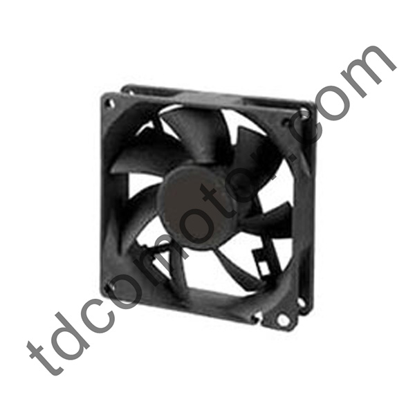 DC ašinis ventiliatorius 80x80x20 YZ-8020D rankovių guolio rutulinis guolis